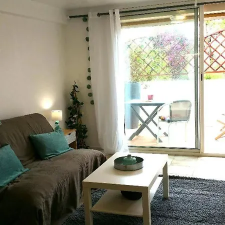Studio Golfe Juan A 300 M Des Plages * Vallauris