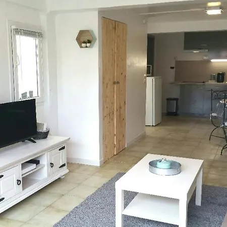 Daire Studio Golfe Juan A 300 M Des Plages *